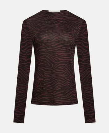 Long-sleeved top