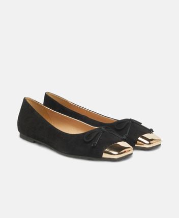 Ballet flats