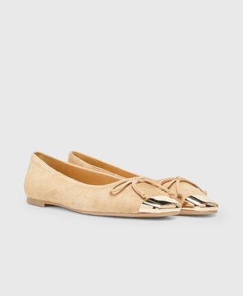 Ballet flats