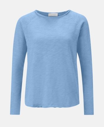Long-sleeved top