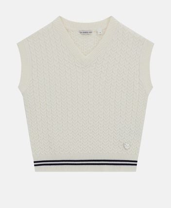 Sleeveless pullover