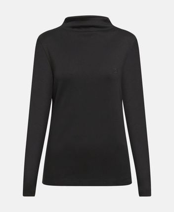 Long-sleeved top