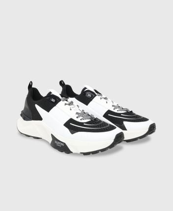 Sneakers True Act