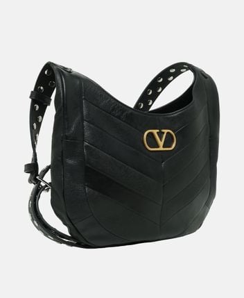 Leather shoulder bag