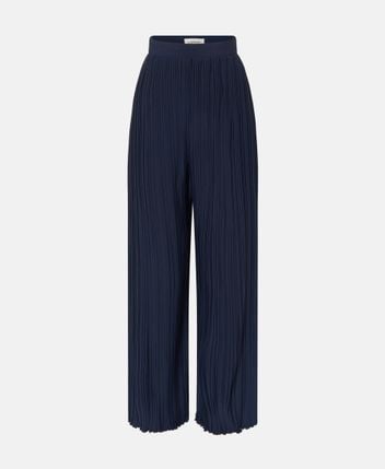 Pleated trousers