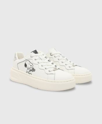 Platform sneakers