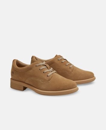Lace-up shoes