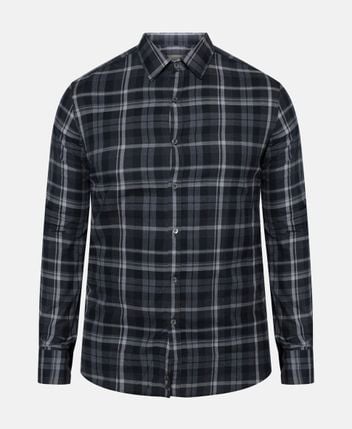 Long-sleeved shirt