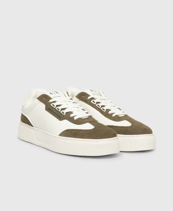 Platform sneakers