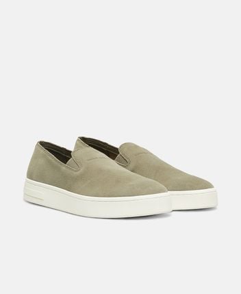 Slip-on sneakers