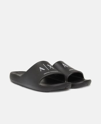 Pool shoes