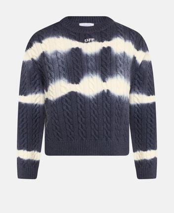 Wool pullover