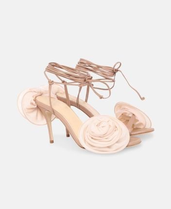 Sandals with calf lacing