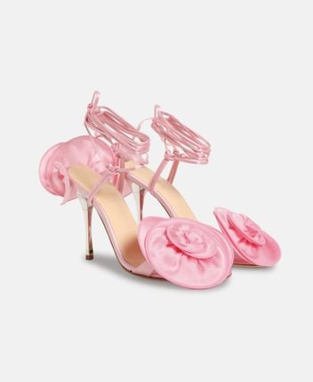 Sandals with calf lacing