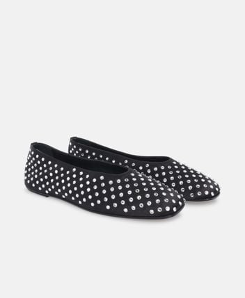 Ballet flats