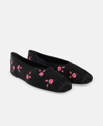 Ballet flats
