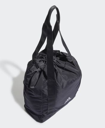 Shoulder bag TRAIN ESSENTIALS