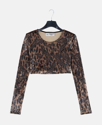 Long-sleeved top