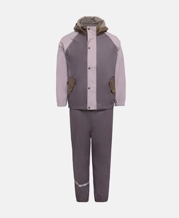 Rain suit