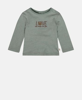 Long-sleeved top