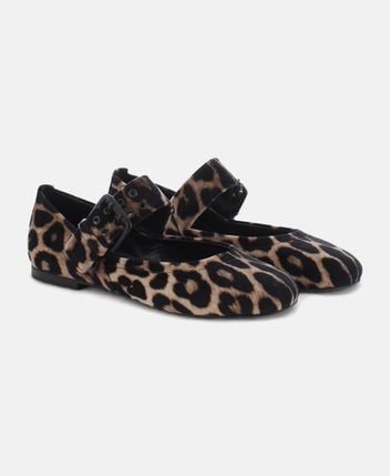 Ballet flats