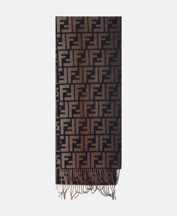 Wool scarf