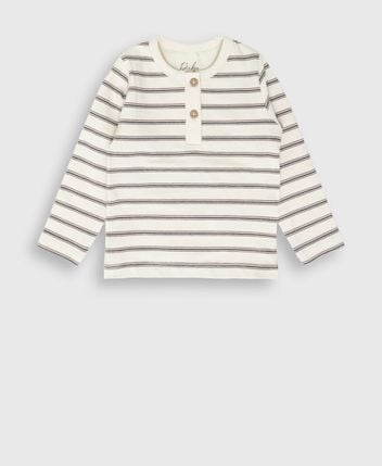 Long-sleeved top