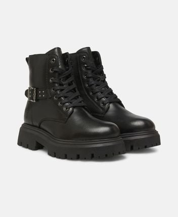 Lace-up ankle boot Flora