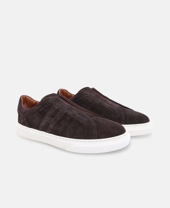 Slip-on sneakers