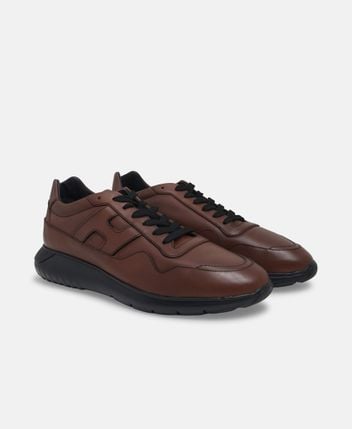 Sneakers Interacvtive 3