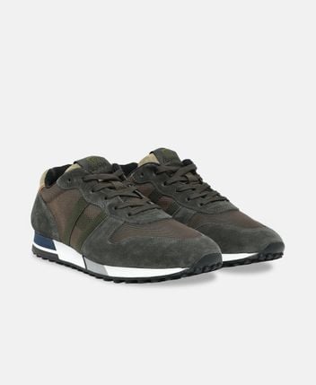 Sneakers H383