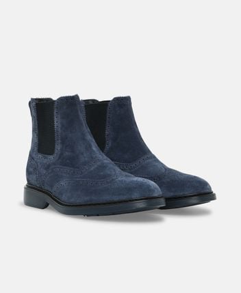 Chelsea boots