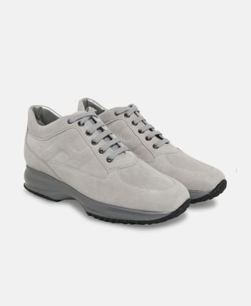 Sneakers Interactive