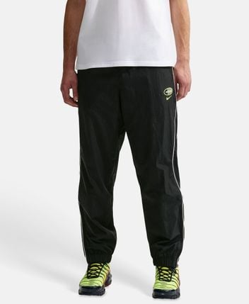 Training pants