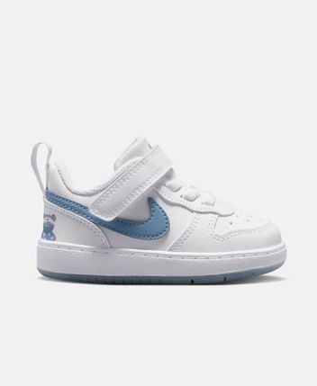 Sneakers Court Borough