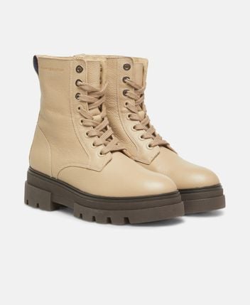 Lace-up ankle boot