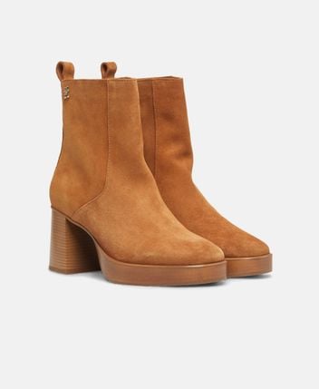 Ankle boots