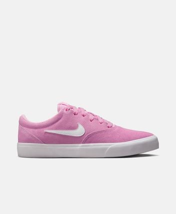 Sneakers Charge