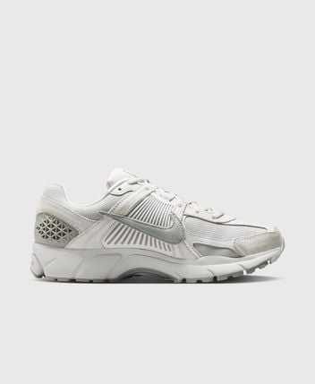 Sneakers Zoom Vomero 5