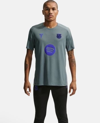 Football jersey FC Barcelona Strike Away
