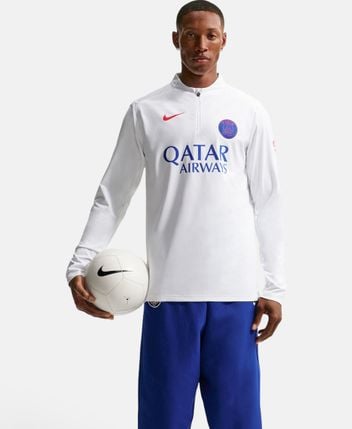 Football jersey Paris Saint-Germain Strike Third