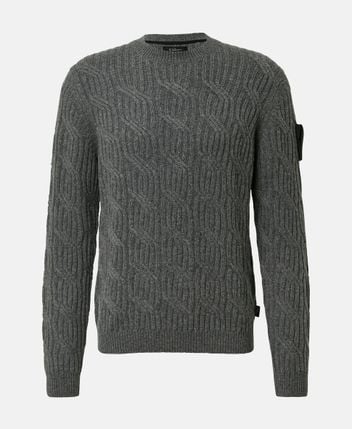 Wool pullover
