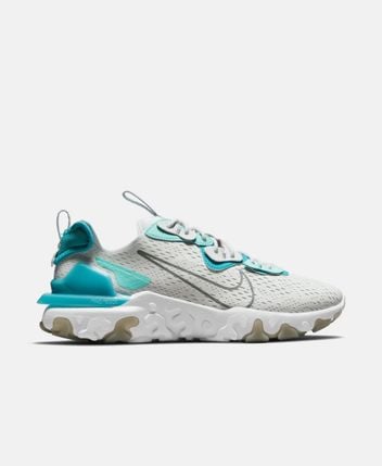 Sneakers React Vision
