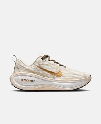 Running shoes Vomero Plus