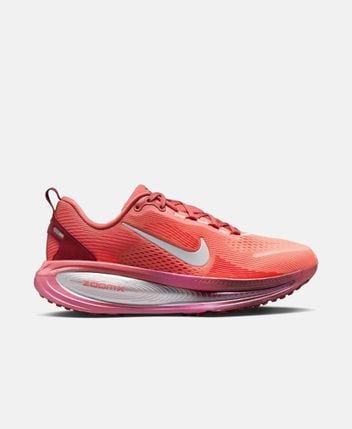 Running shoes Vomero 18