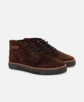 Lace-up shoes