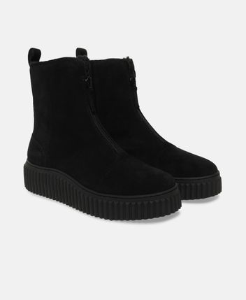 Platform ankle boots