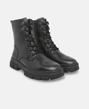 Platform ankle boots