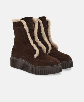 Platform boots