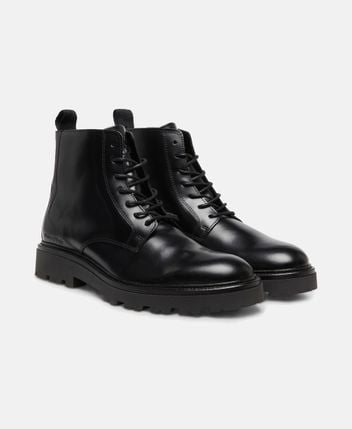 Lace-up ankle boot
